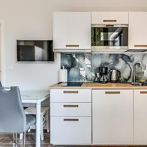 Rentplanet - Ksiecia Witolda Apartment