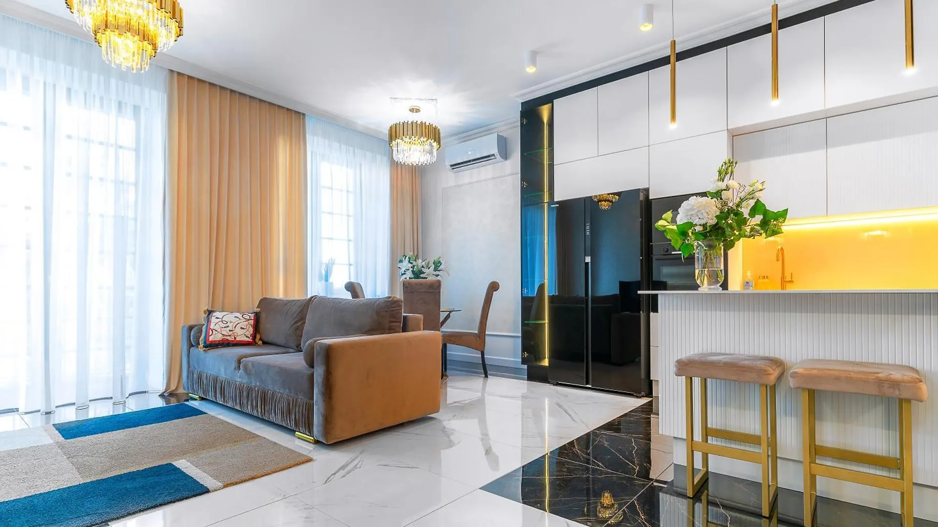 Apartament Versace Jana Pawla Breslau Polen